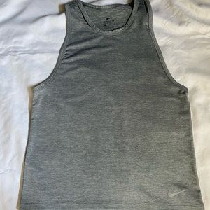 Women’s heather grey Nike dri fit tank with cute cutouts
